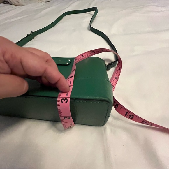 Kate Spade small dome purse in Kelly Green - Picture 5 of 9
